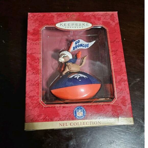 1999 Hallmark Keepsake Christmas Ornament DENVER BRONCOS Chipmunk on Football - Picture 1 of 2